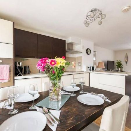 Super Central Beautiful Three Bedroom London Bagian luar foto
