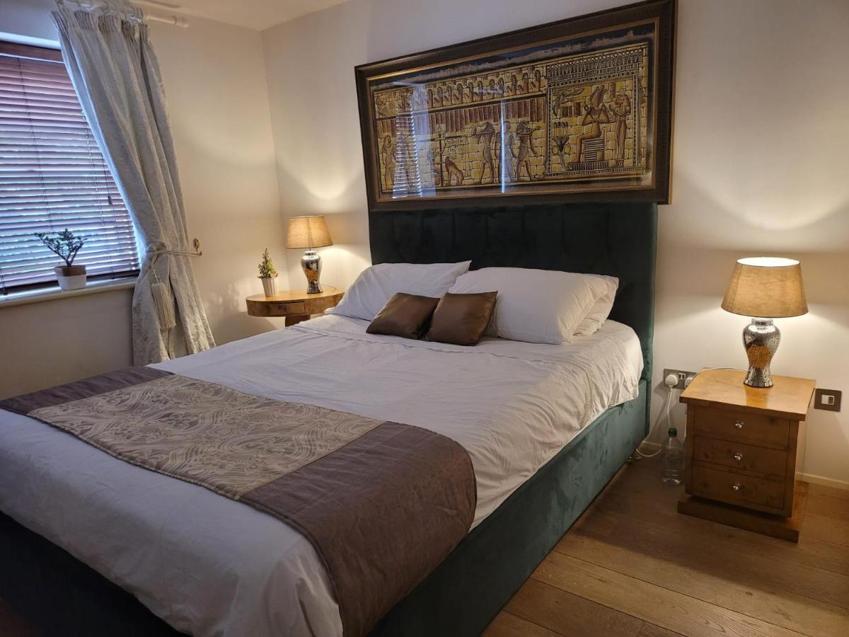 Super Central Beautiful Three Bedroom London Bagian luar foto