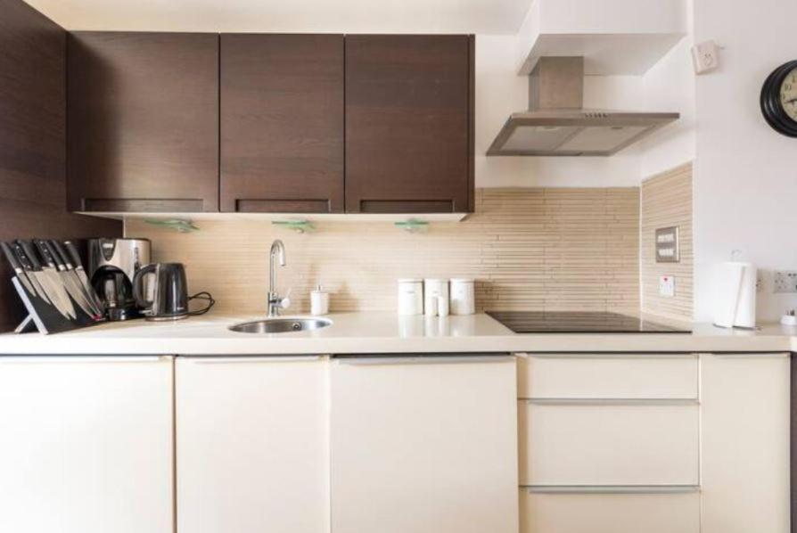 Super Central Beautiful Three Bedroom London Bagian luar foto